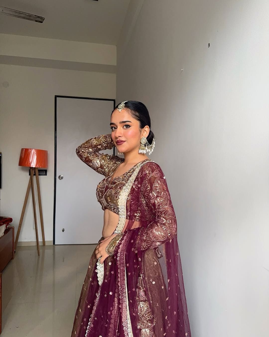 BEAUTIFUL JIMI CHOO SEQUENCE WORK LEHENGA CHOLI