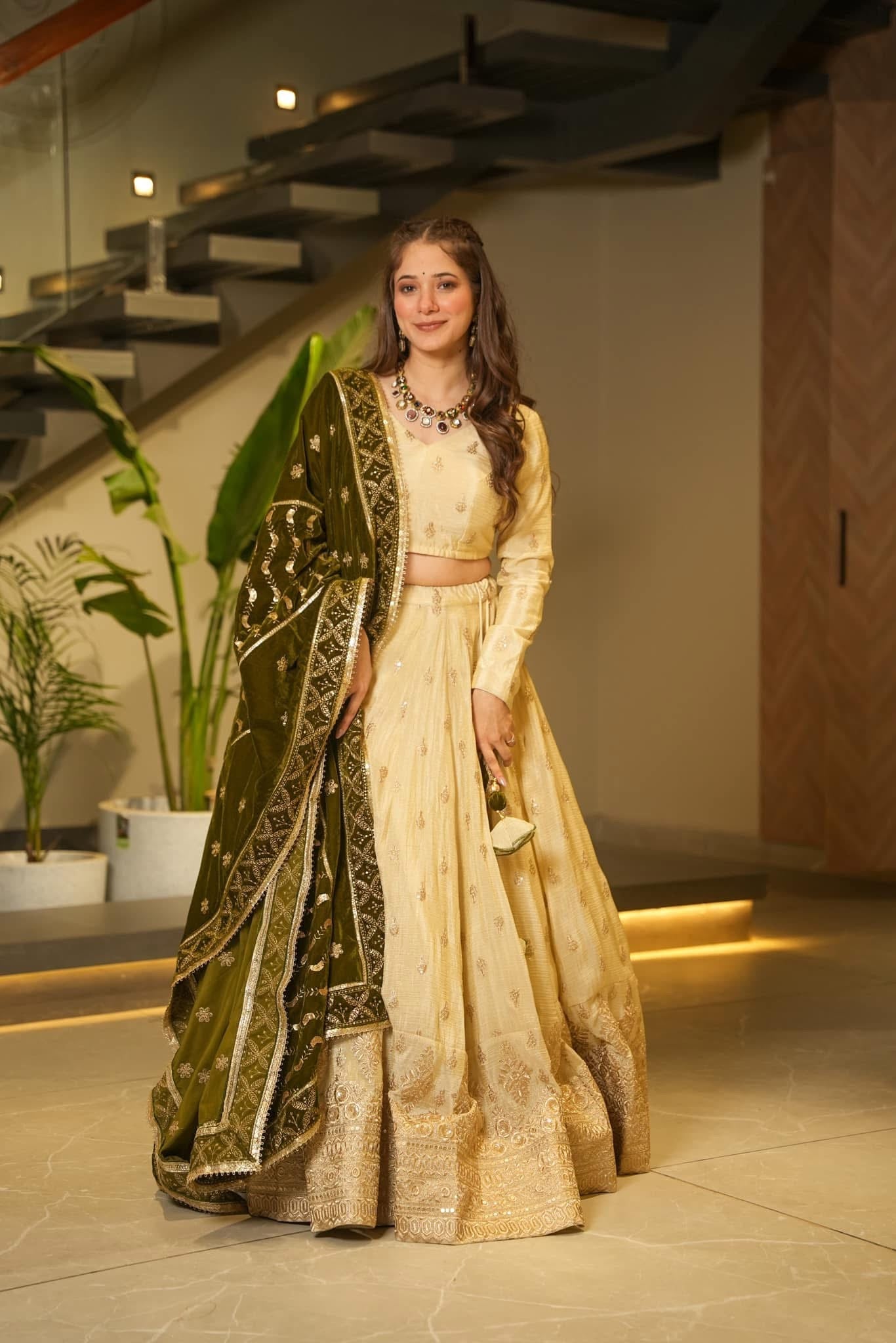 Now Trending Wedding Spiecally Fully Worked silk lehenga Set