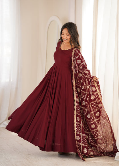 Wedding Special 16-Kali Anarkali Gown With Heavy Designer Dupatta