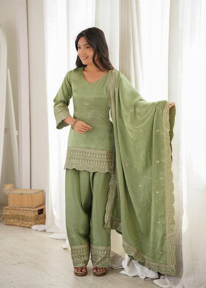 Luxury Farshi Suit Set In Glass Roman Silk With Embroidered Dupatta